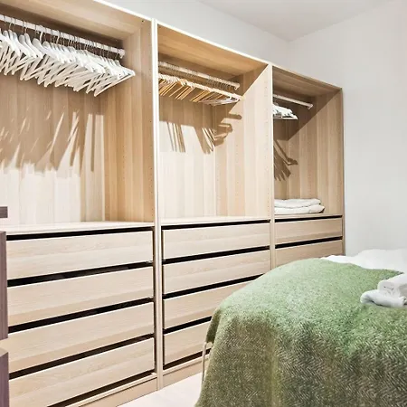 Semesterbostad Sjarmerende Med Utsikt, Spa-bad Og Park Bergen