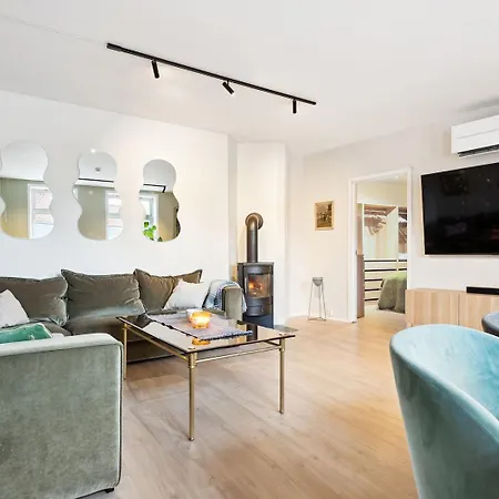 Sjarmerende Med Utsikt, Spa-bad Og Park *