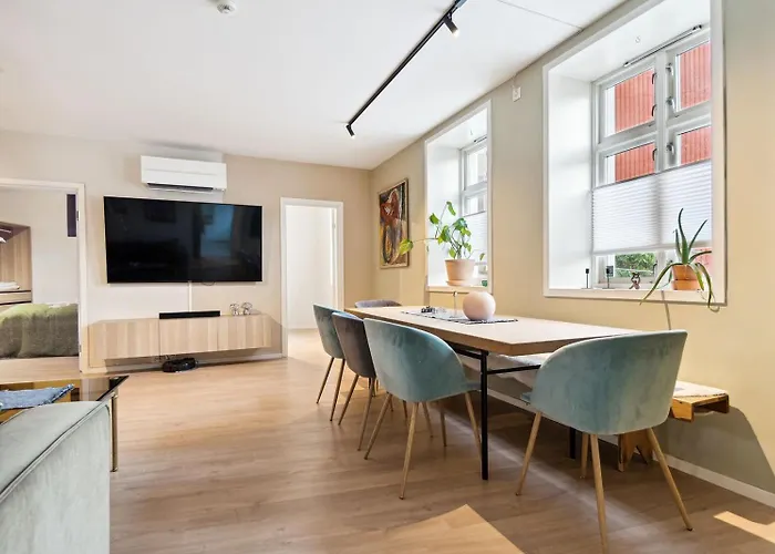 Σπίτι διακοπών Sjarmerende Med Utsikt, Spa-bad Og Park Μπέργκεν